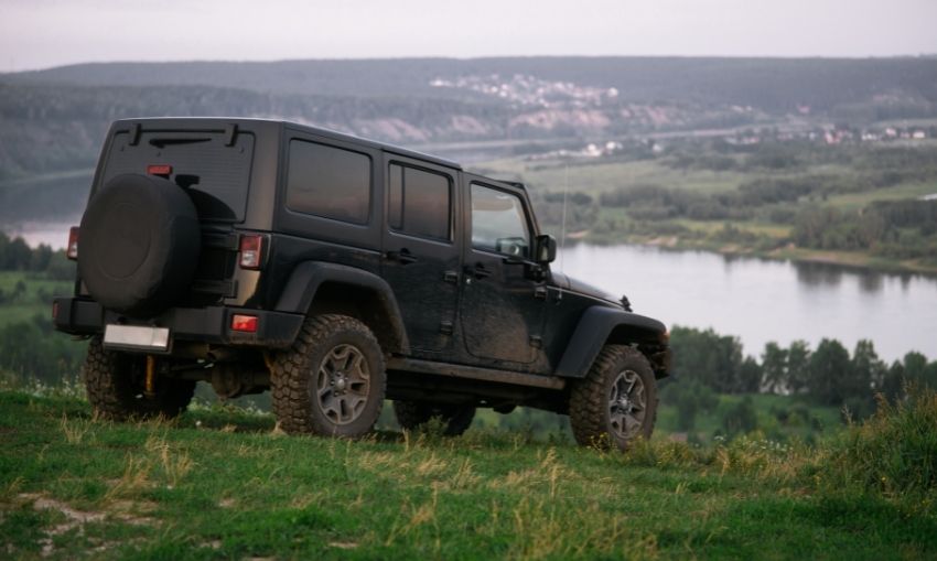 Can You Change a Soft Top Jeep to Hardtop: Ultimate Guide