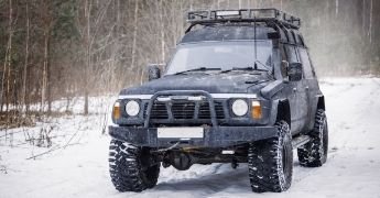 What To Know Before You Go Off-Roading in the Winter